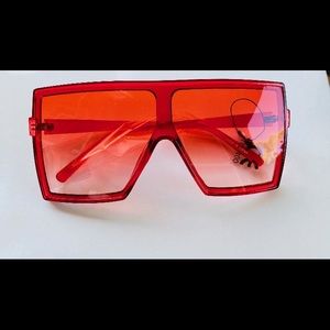 Oversized women sunglasses